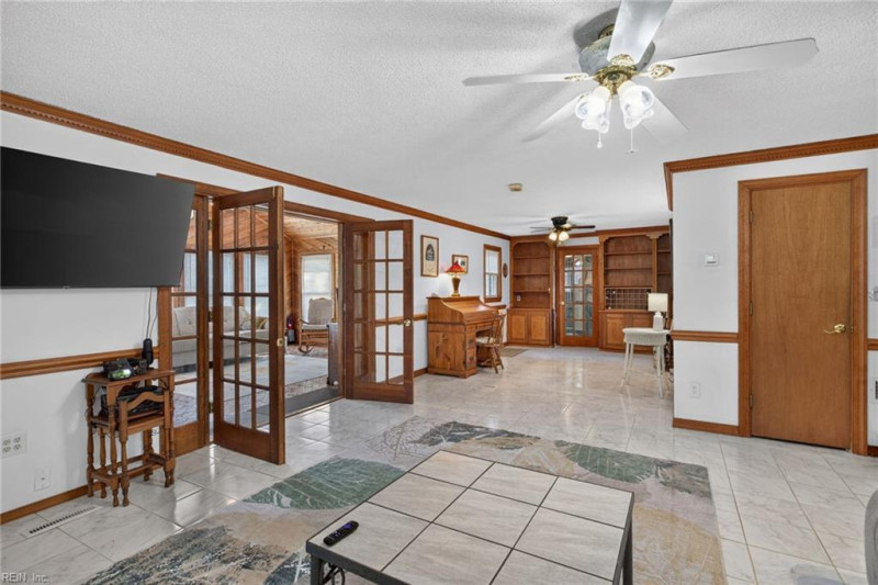 Photo 26 of 36 residential for sale in Suffolk virginia