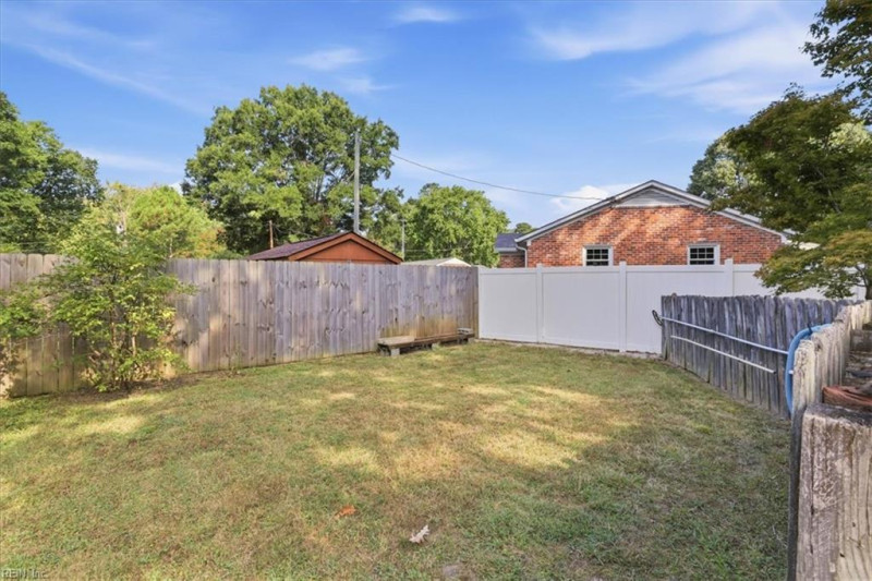 Photo 35 of 36 residential for sale in Chesapeake virginia