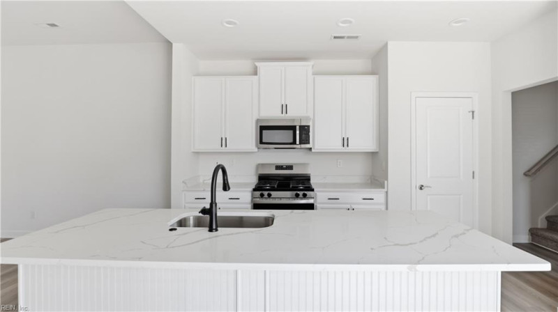 Photo 11 of 24 residential for sale in Suffolk virginia