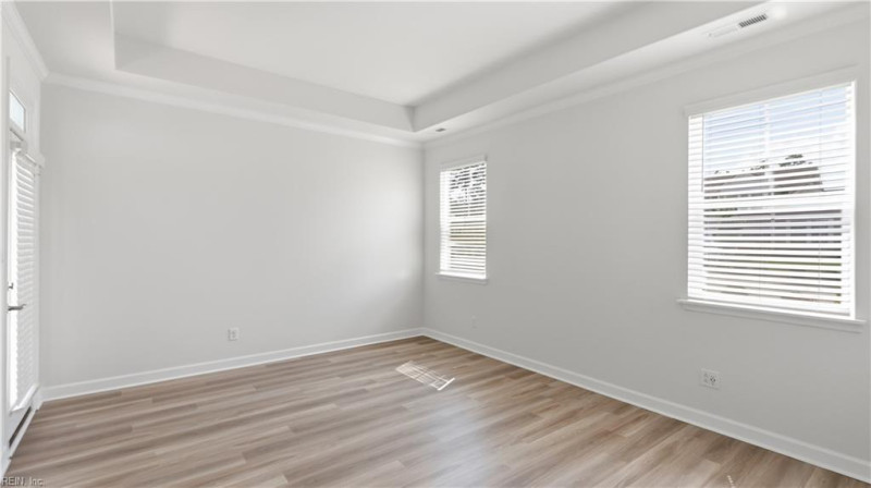 Photo 14 of 24 residential for sale in Suffolk virginia