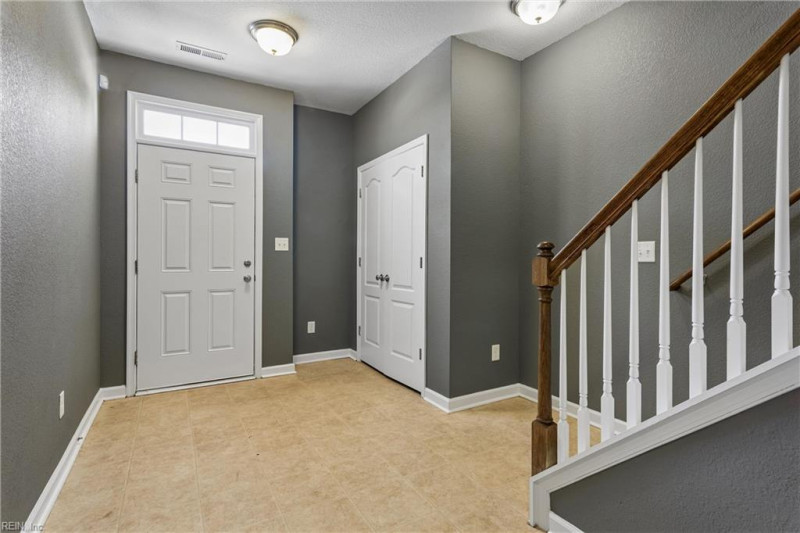 Photo 3 of 50 residential for sale in James City County virginia
