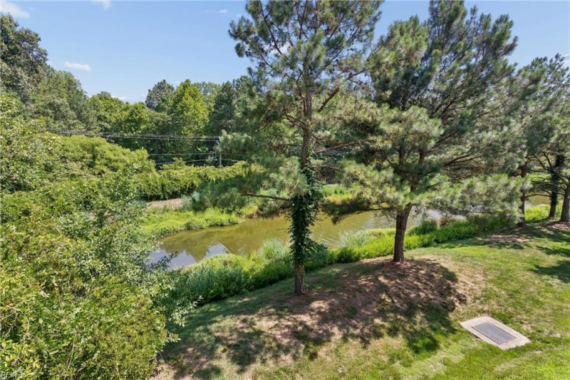 Photo 37 of 50 residential for sale in James City County virginia