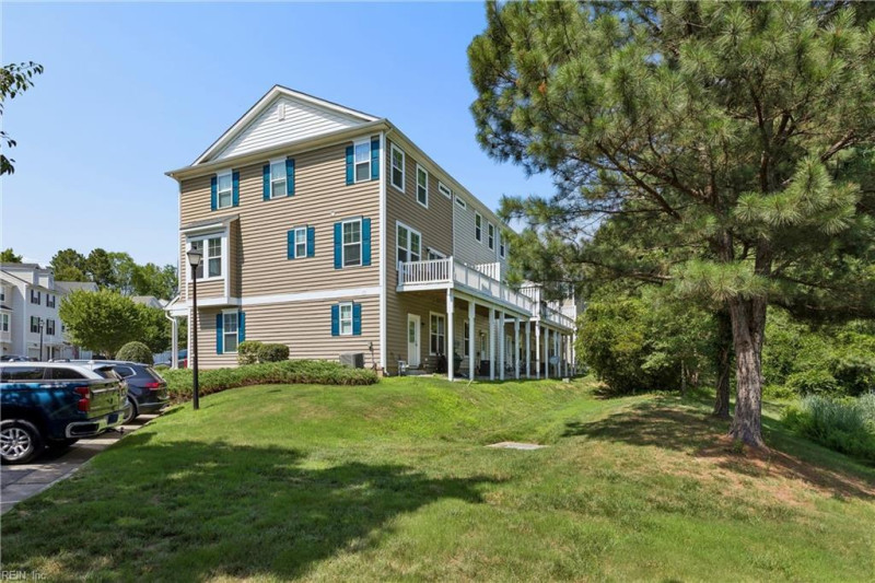 Photo 38 of 50 residential for sale in James City County virginia