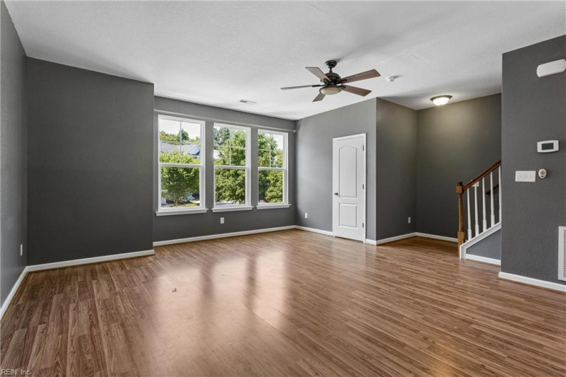 Photo 9 of 50 residential for sale in James City County virginia