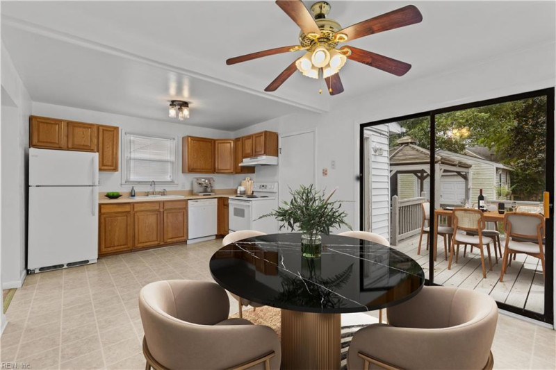 Photo 14 of 31 residential for sale in Portsmouth virginia