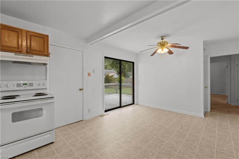 Photo 15 of 31 residential for sale in Portsmouth virginia