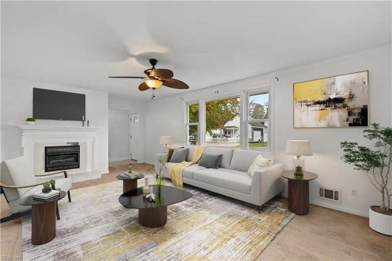 Photo 9 of 31 residential for sale in Portsmouth virginia