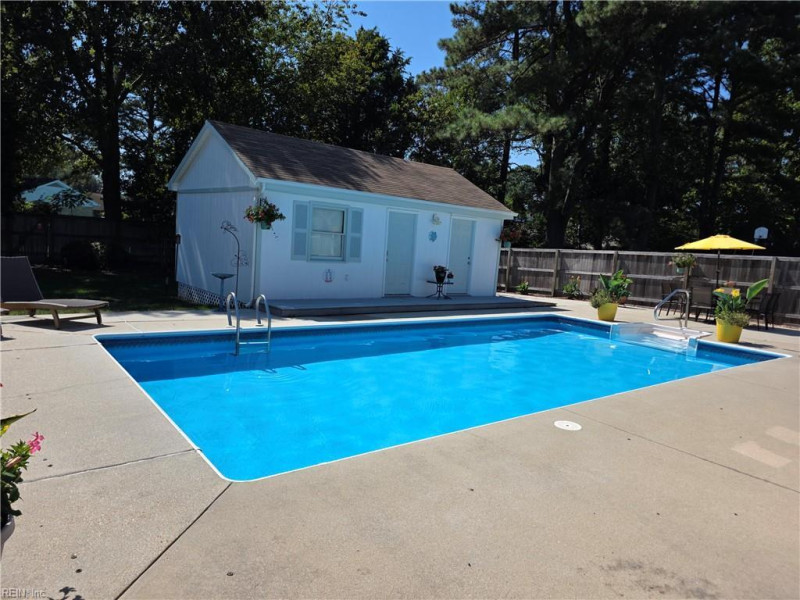 Photo 6 of 31 residential for sale in Virginia Beach virginia Photo 6 of 31 residential for sale in Virginia Beach virginia