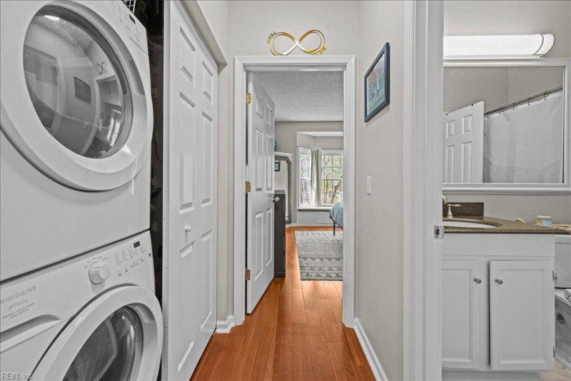 Photo 22 of 41 residential for sale in Norfolk virginia Photo 22 of 41 residential for sale in Norfolk virginia