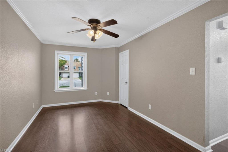 Photo 15 of 36 residential for sale in Virginia Beach virginia