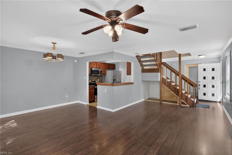 Photo 4 of 36 residential for sale in Virginia Beach virginia
