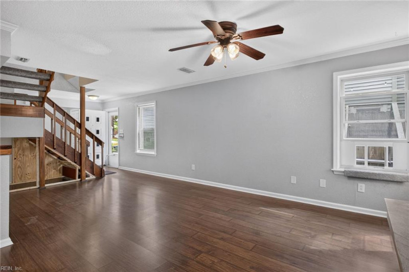 Photo 9 of 36 residential for sale in Virginia Beach virginia