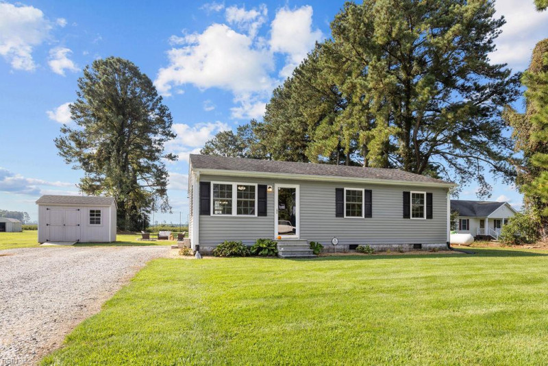 Photo 1 of 33 residential for sale in Southampton County virginia