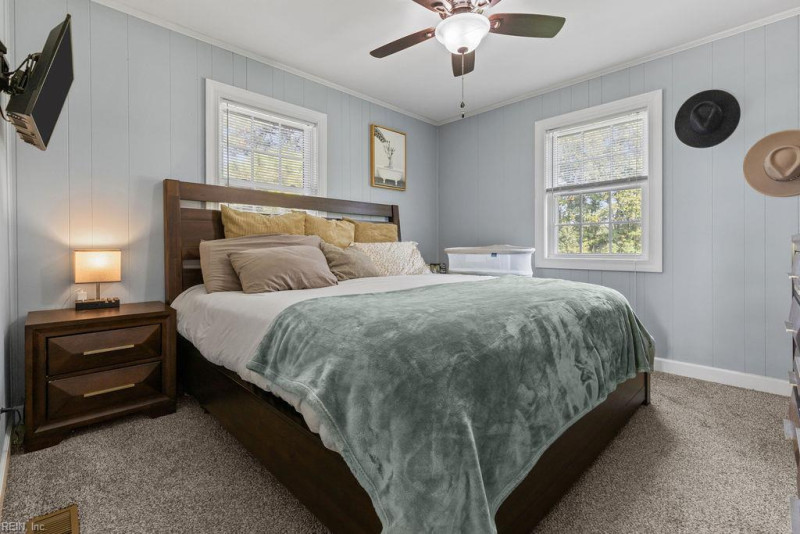 Photo 18 of 33 residential for sale in Southampton County virginia