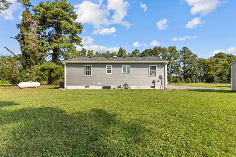 Photo 22 of 33 residential for sale in Southampton County virginia