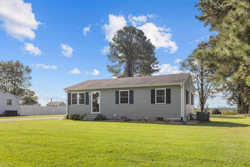 Photo 28 of 33 residential for sale in Southampton County virginia