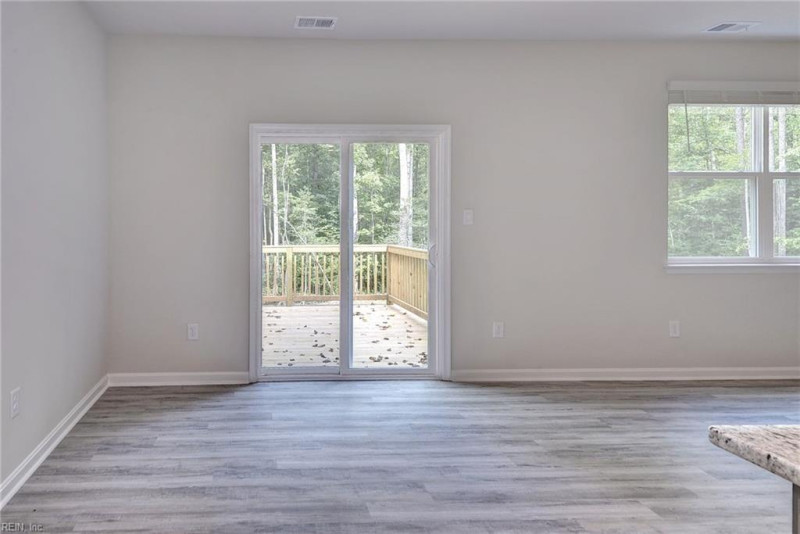 Photo 13 of 40 residential for sale in Gloucester County virginia