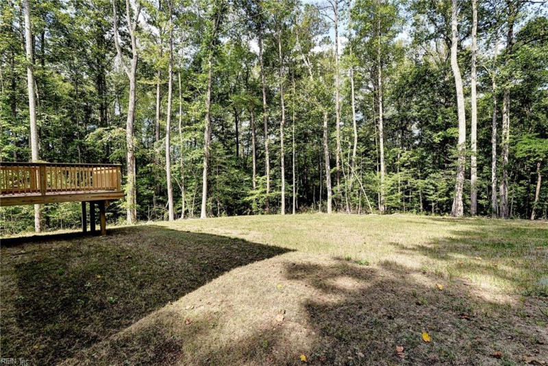 Photo 34 of 40 residential for sale in Gloucester County virginia