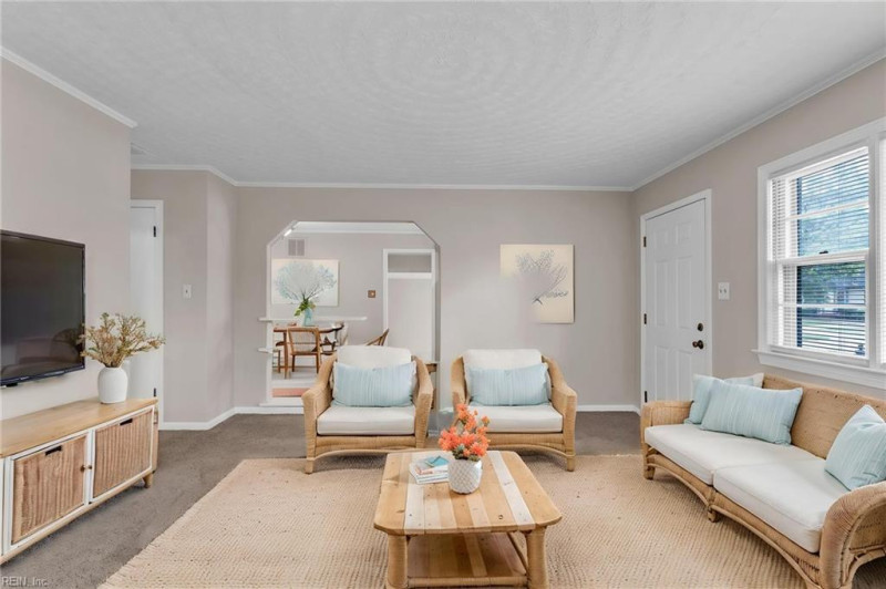 Photo 20 of 50 residential for sale in Chesapeake virginia