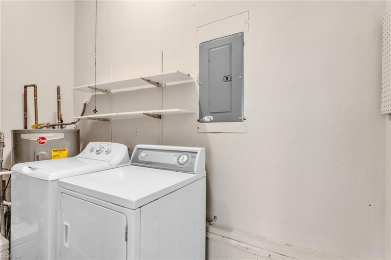Photo 46 of 50 residential for sale in Chesapeake virginia