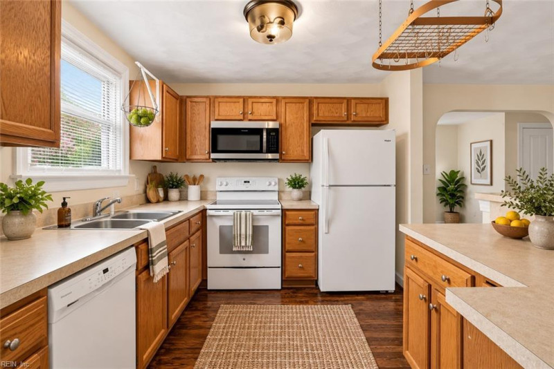 Photo 13 of 38 residential for sale in Norfolk virginia Photo 13 of 38 residential for sale in Norfolk virginia