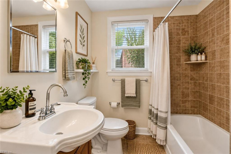 Photo 21 of 38 residential for sale in Norfolk virginia Photo 21 of 38 residential for sale in Norfolk virginia