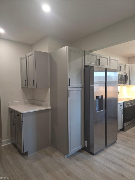 Photo 11 of 17 residential for sale in Hampton virginia