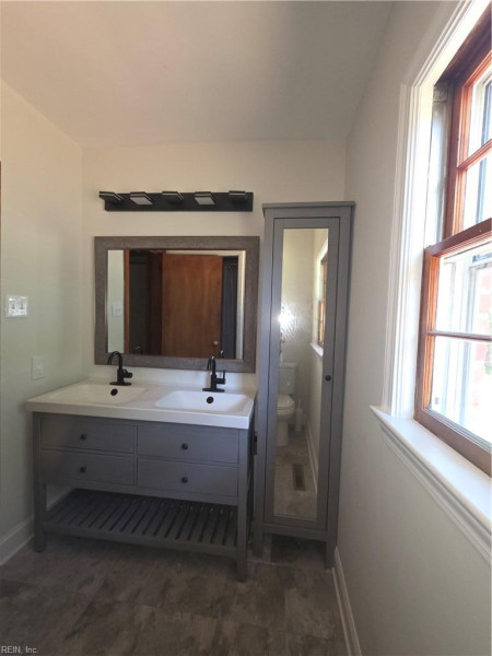 Photo 15 of 17 residential for sale in Hampton virginia