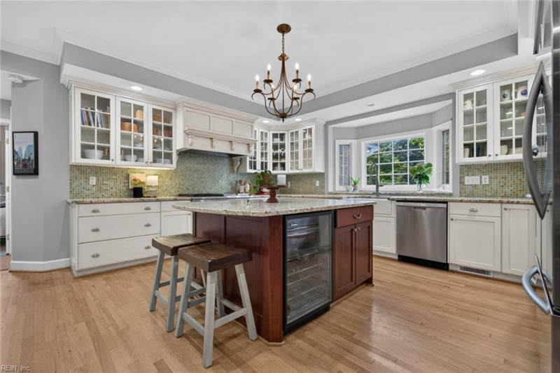 Photo 10 of 45 residential for sale in Virginia Beach virginia