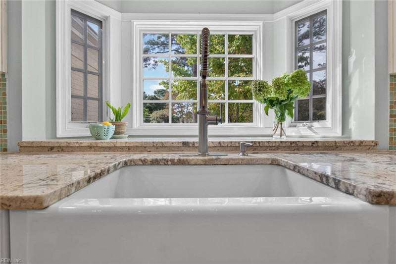 Photo 12 of 45 residential for sale in Virginia Beach virginia