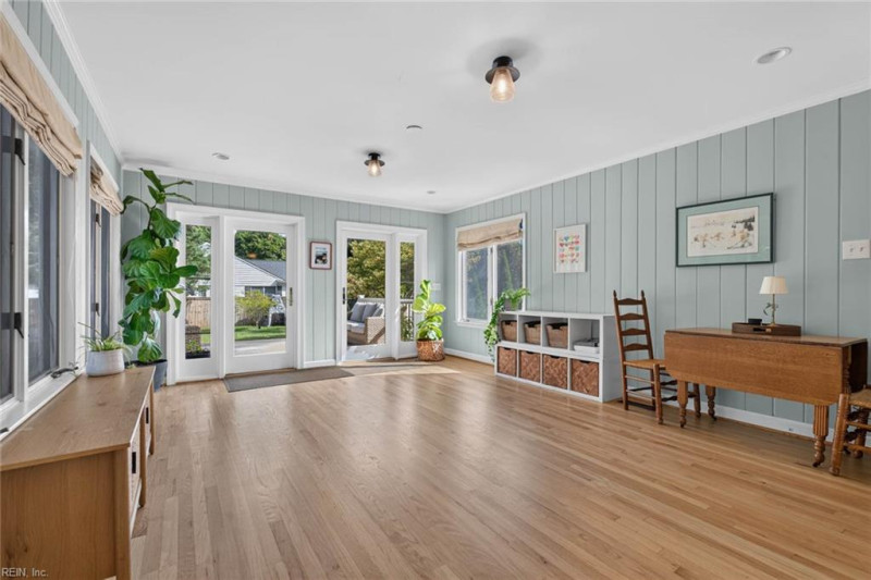 Photo 20 of 45 residential for sale in Virginia Beach virginia