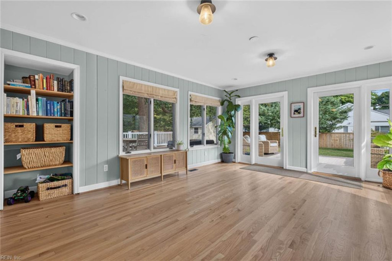 Photo 21 of 45 residential for sale in Virginia Beach virginia