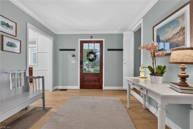 Photo 4 of 45 residential for sale in Virginia Beach virginia