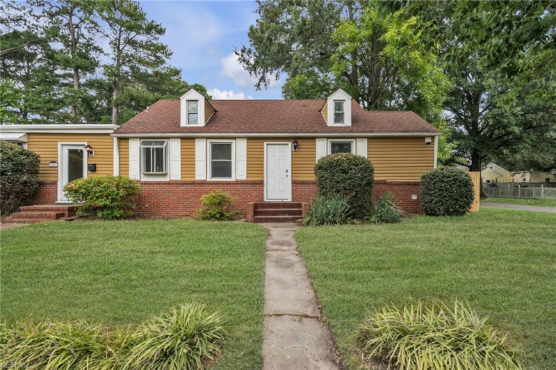 Photo 4 of 39 residential for sale in Norfolk virginia Photo 4 of 39 residential for sale in Norfolk virginia