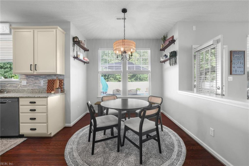 Photo 12 of 50 residential for sale in Chesapeake virginia Photo 12 of 50 residential for sale in Chesapeake virginia