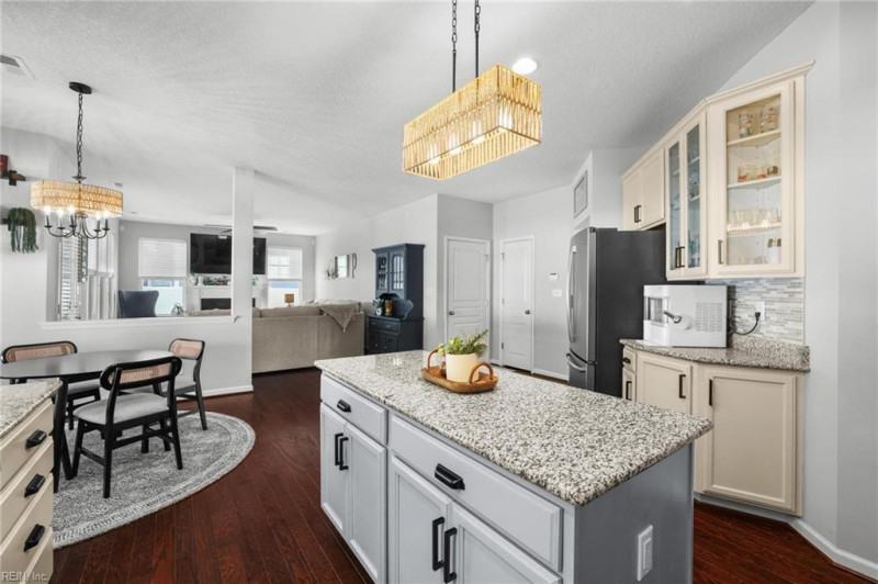 Photo 13 of 50 residential for sale in Chesapeake virginia Photo 13 of 50 residential for sale in Chesapeake virginia