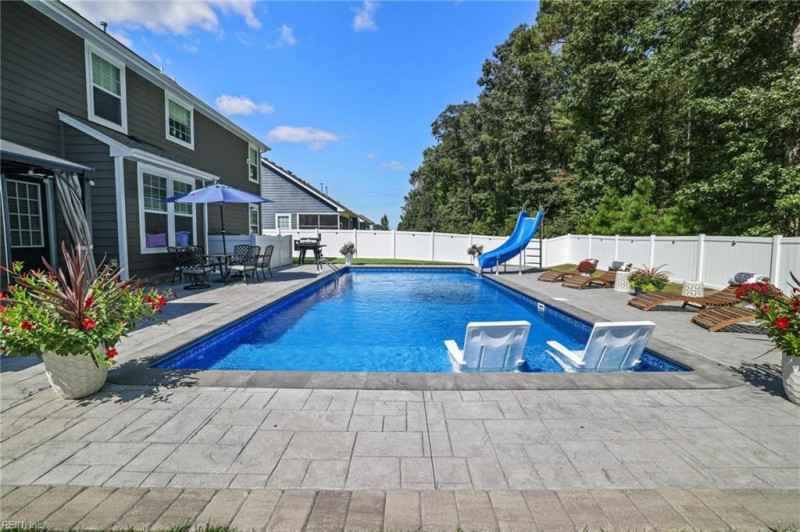 Photo 3 of 50 residential for sale in Chesapeake virginia Photo 3 of 50 residential for sale in Chesapeake virginia