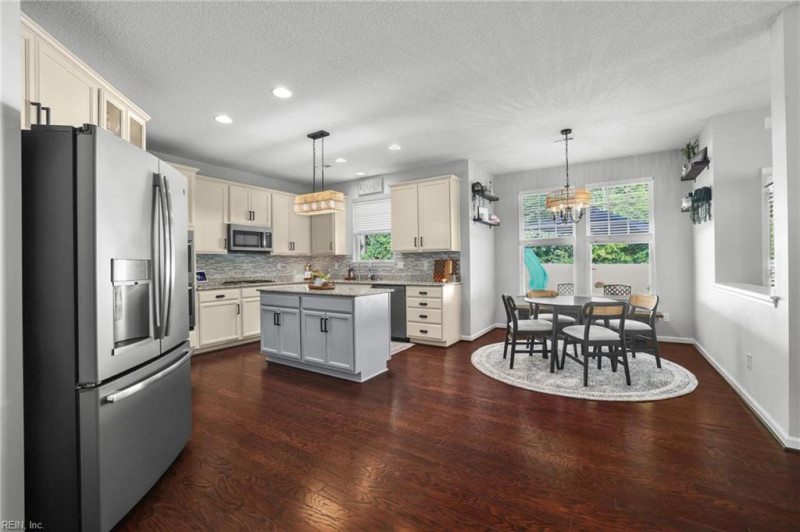 Photo 9 of 50 residential for sale in Chesapeake virginia Photo 9 of 50 residential for sale in Chesapeake virginia