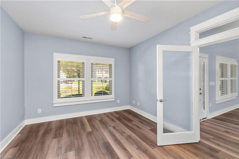 Photo 10 of 50 residential for sale in Currituck County virginia