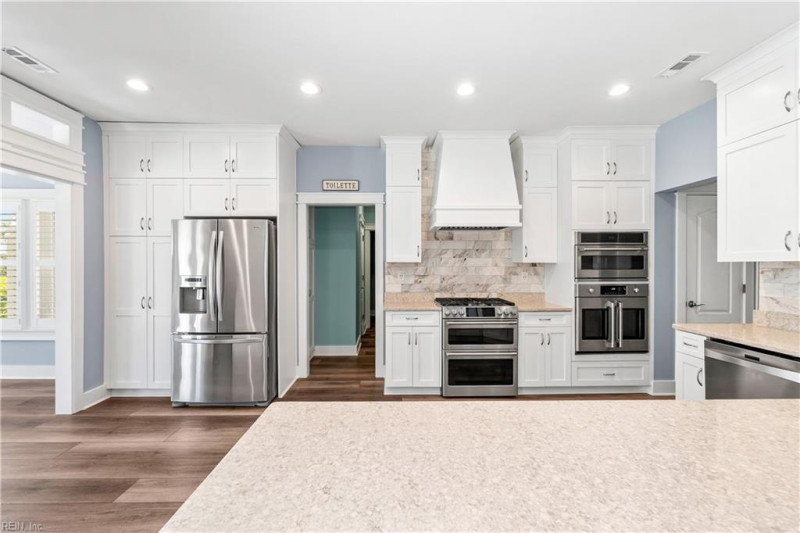 Photo 11 of 50 residential for sale in Currituck County virginia