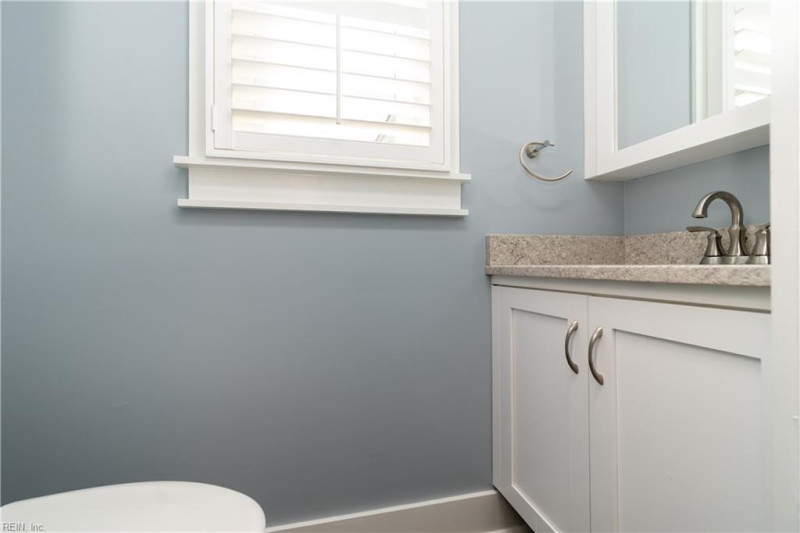 Photo 38 of 50 residential for sale in Currituck County virginia