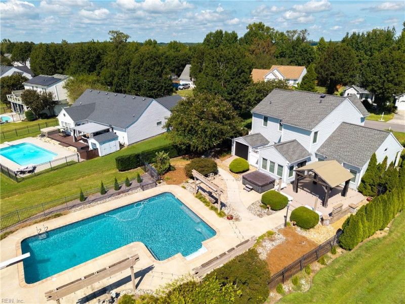 Photo 40 of 50 residential for sale in Currituck County virginia
