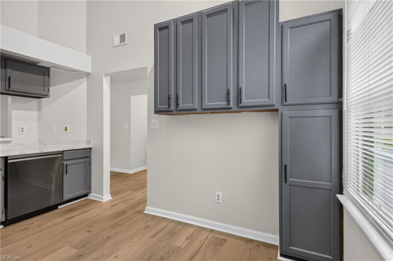 Photo 13 of 50 residential for sale in Chesapeake virginia Photo 13 of 50 residential for sale in Chesapeake virginia