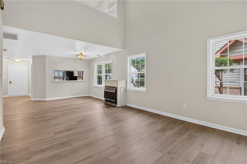 Photo 19 of 50 residential for sale in Chesapeake virginia Photo 19 of 50 residential for sale in Chesapeake virginia