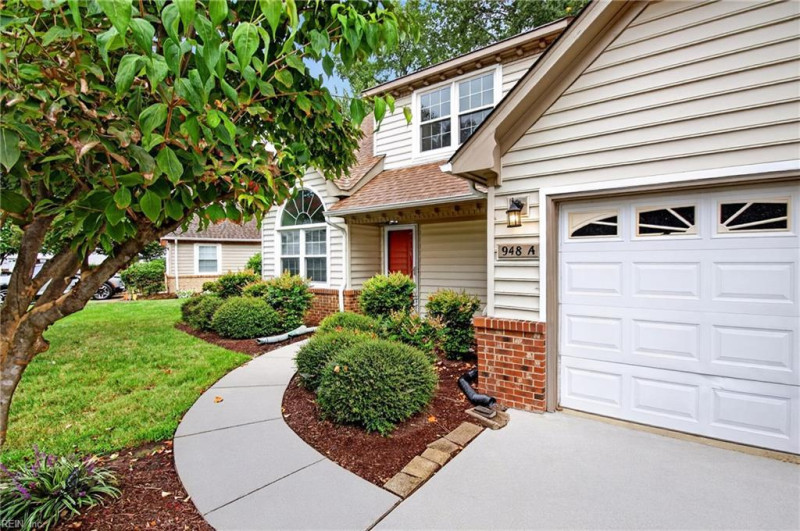 Photo 4 of 50 residential for sale in Chesapeake virginia Photo 4 of 50 residential for sale in Chesapeake virginia