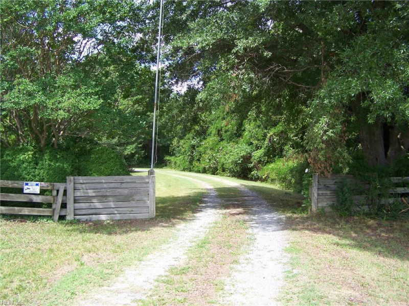 Photo 17 of 19 residential for sale in Southampton County virginia Photo 17 of 19 residential for sale in Southampton County virginia