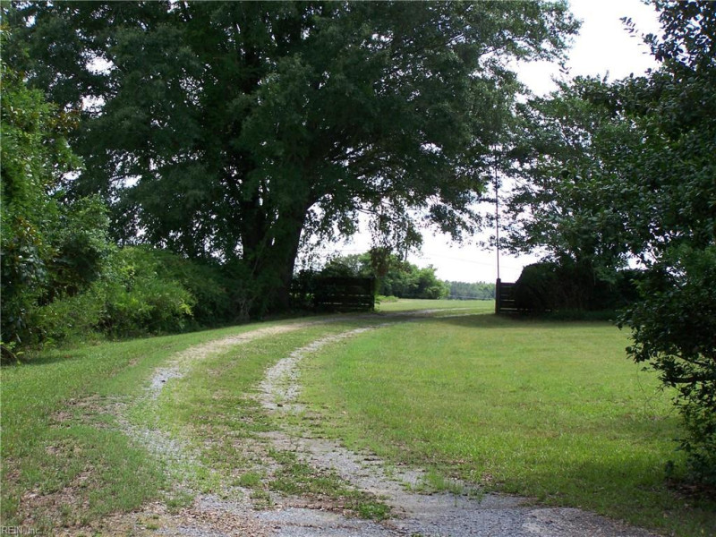 Photo 18 of 19 residential for sale in Southampton County virginia Photo 18 of 19 residential for sale in Southampton County virginia