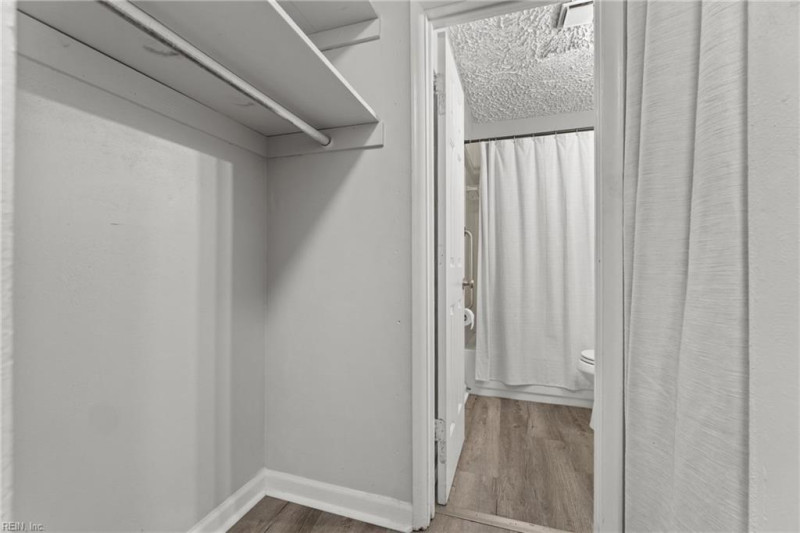 Photo 18 of 32 residential for sale in Norfolk virginia Photo 18 of 32 residential for sale in Norfolk virginia
