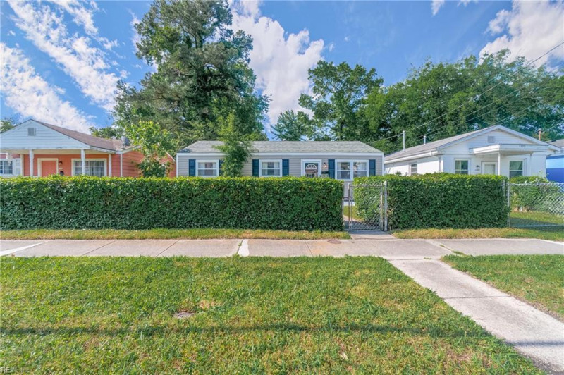 Photo 4 of 32 residential for sale in Norfolk virginia Photo 4 of 32 residential for sale in Norfolk virginia
