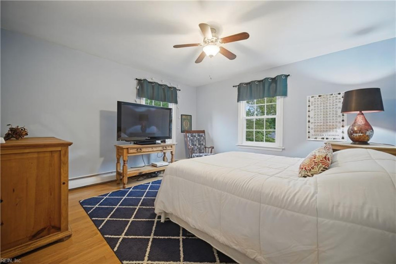 Photo 32 of 50 residential for sale in Norfolk virginia Photo 32 of 50 residential for sale in Norfolk virginia